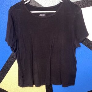 Black cropped baby tee